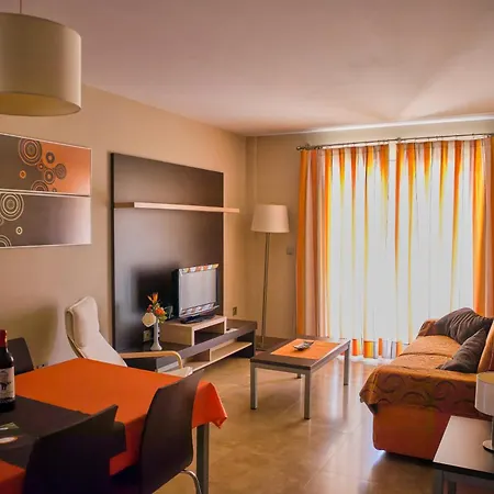 Albir Palace Апартаменты *
