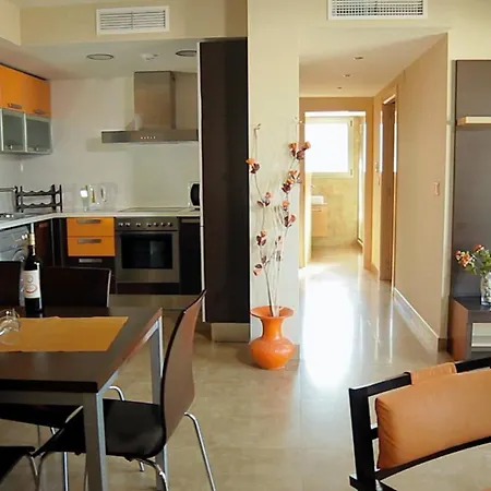 アパート Albir Palace